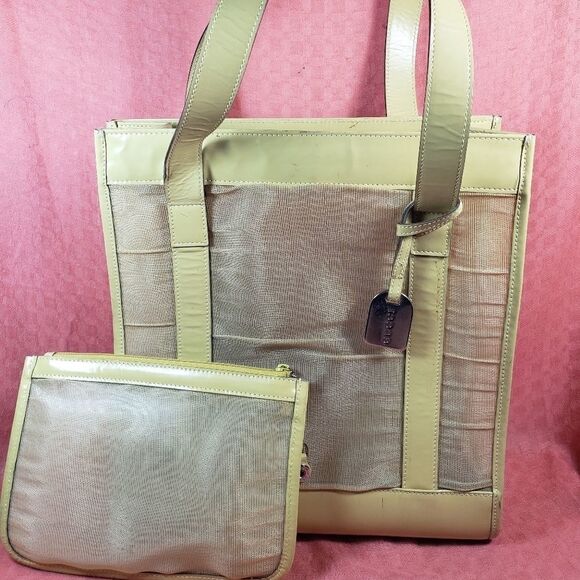 Authentic Gucci Tote   - Picture 3 of 11